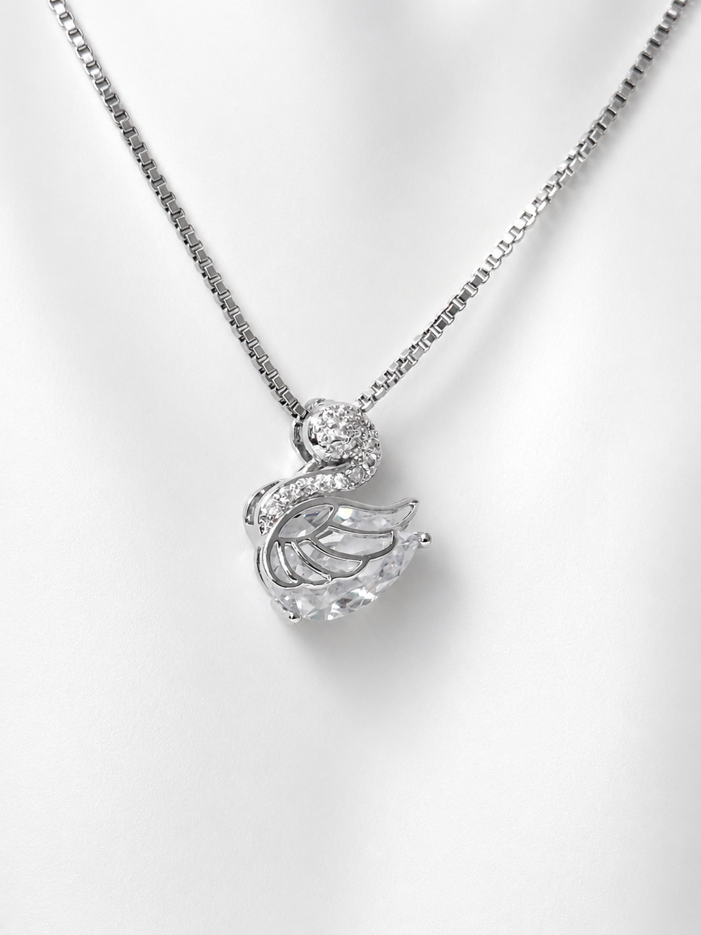 Collar Cisne Silver