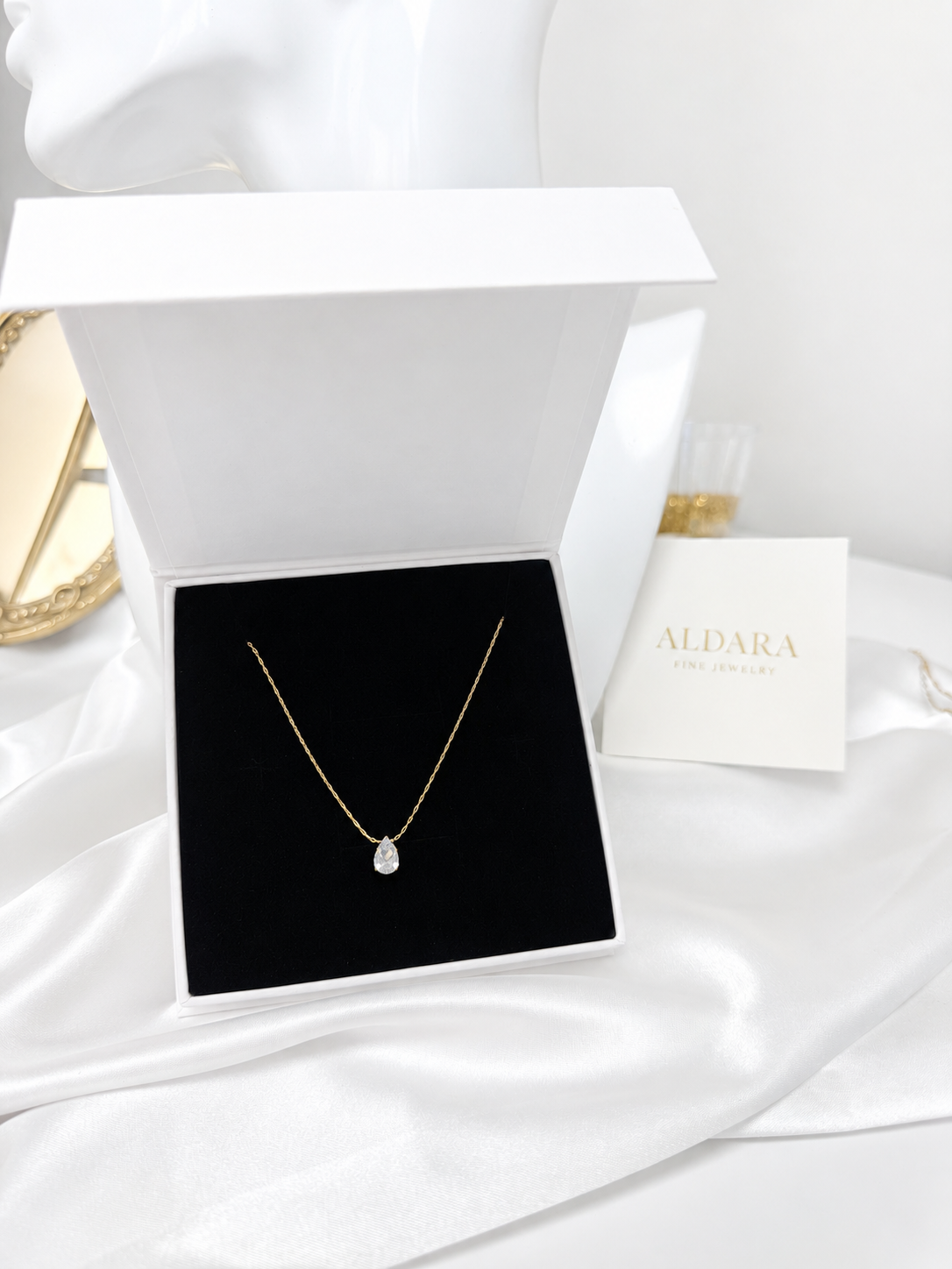 Collar Isadora Drop Gold