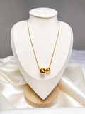 Collar de esfera dorada