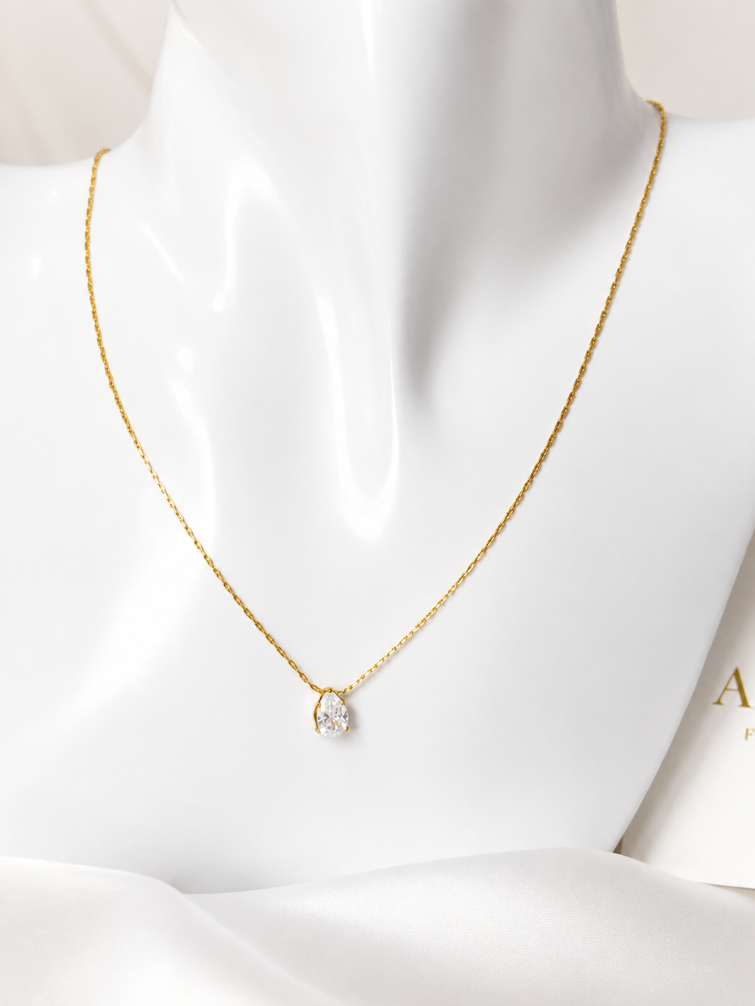 Collar Isadora Drop Gold